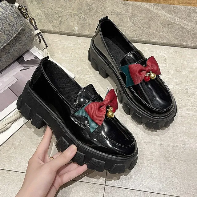 Black Bows Round Toe PU Leather Lolita Pumps