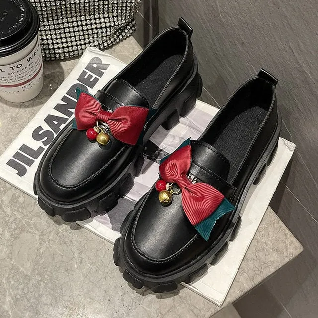 Black Bows Round Toe PU Leather Lolita Pumps